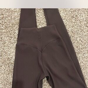 BuffBunny Chocolate Ribbed Leggings